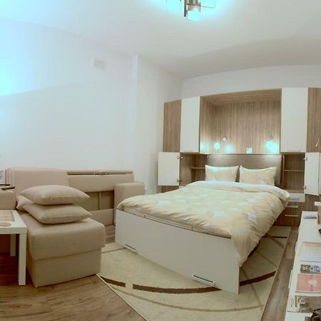 Sunshine Sofia Apartment Luaran gambar