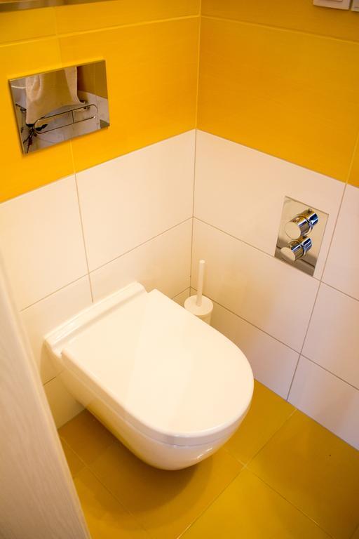 Sunshine Sofia Apartment Luaran gambar