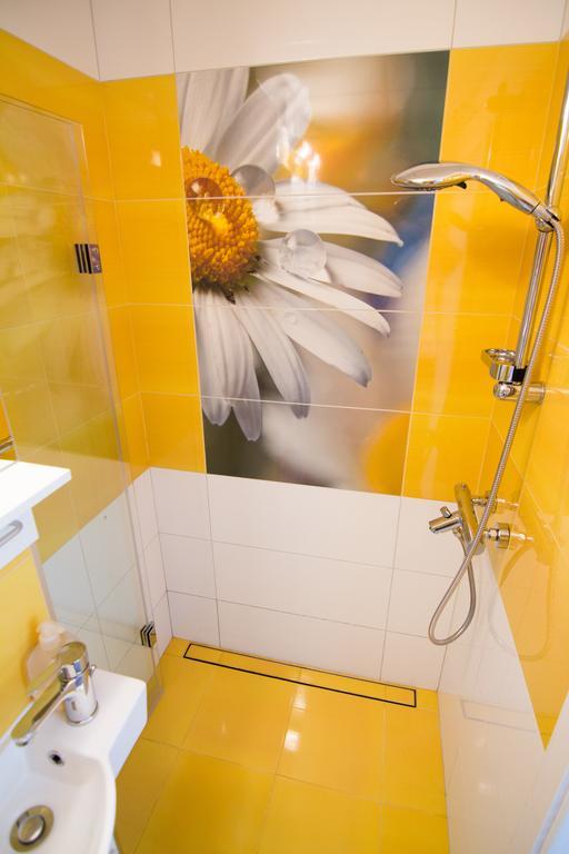 Sunshine Sofia Apartment Luaran gambar