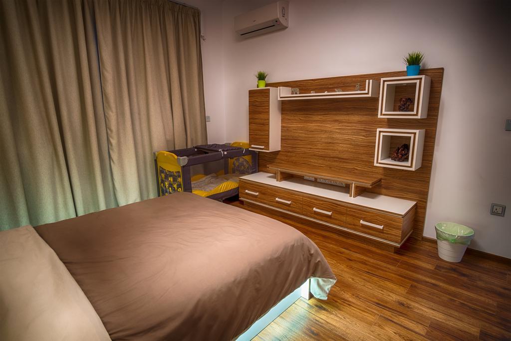 Sunshine Sofia Apartment Luaran gambar