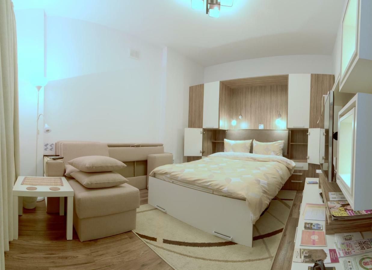 Sunshine Sofia Apartment Luaran gambar