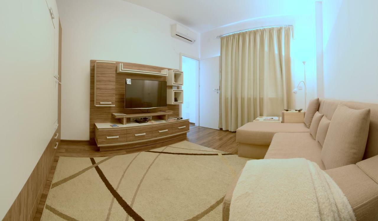 Sunshine Sofia Apartment Luaran gambar